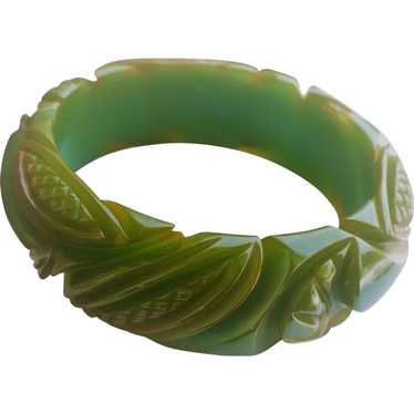 Green Carved Bakelite Bracelet