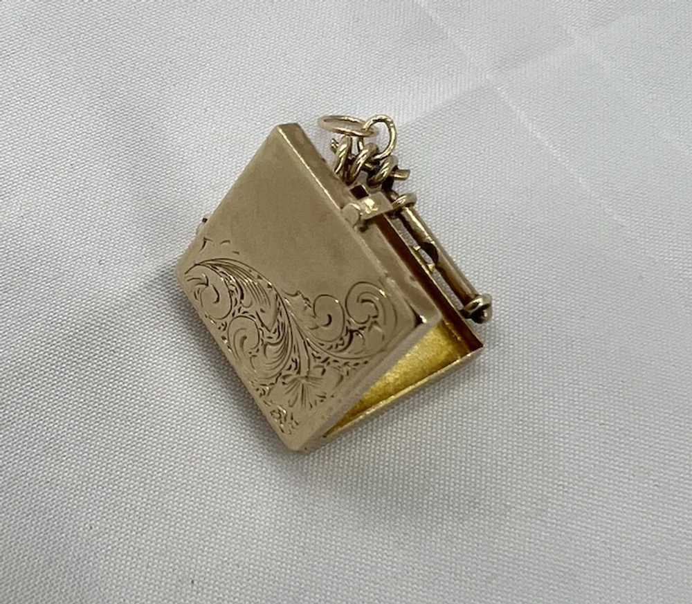 Antique Estate 10K Gold Square Locket - image 6