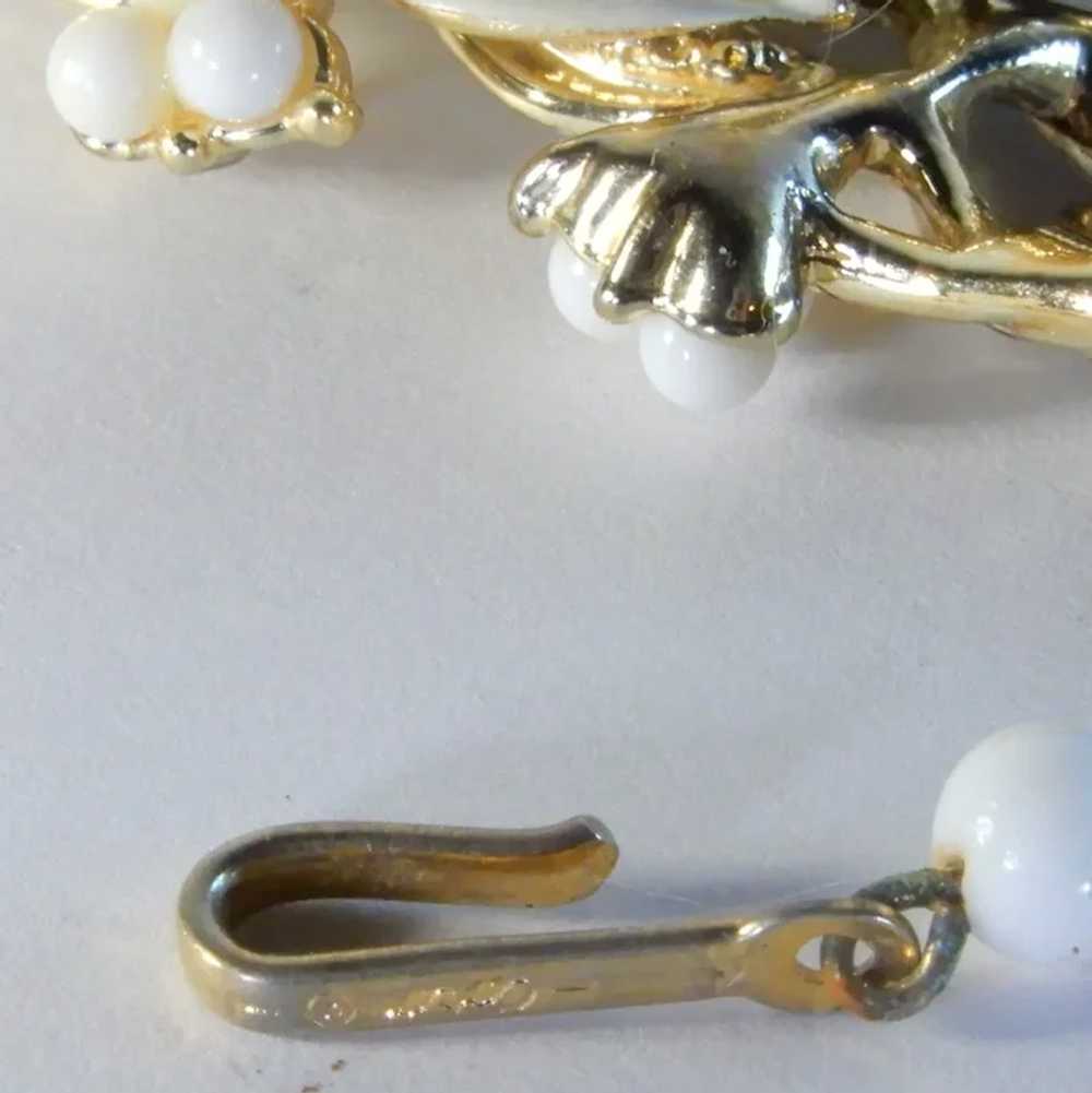 Signed Coro Gold Tone White Enamel and White Bead… - image 10