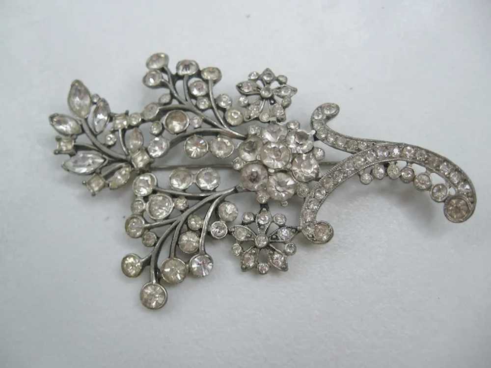 Vintage Pot Metal and Clear Rhinestone Floral Sta… - image 2