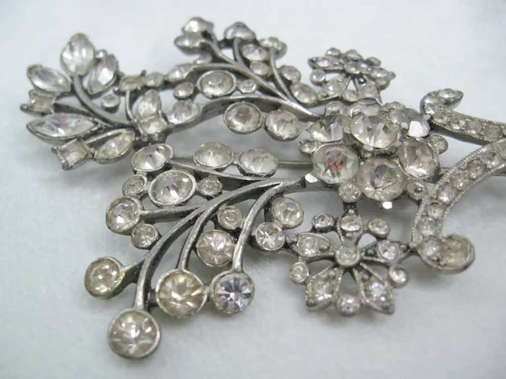 Vintage Pot Metal and Clear Rhinestone Floral Sta… - image 3