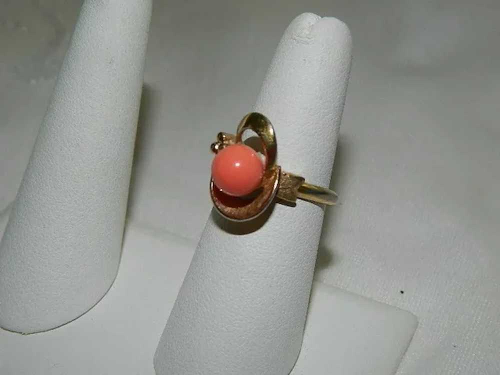 1975 Avon Spindrift Ring in Coral ~ Sz 7 - image 4