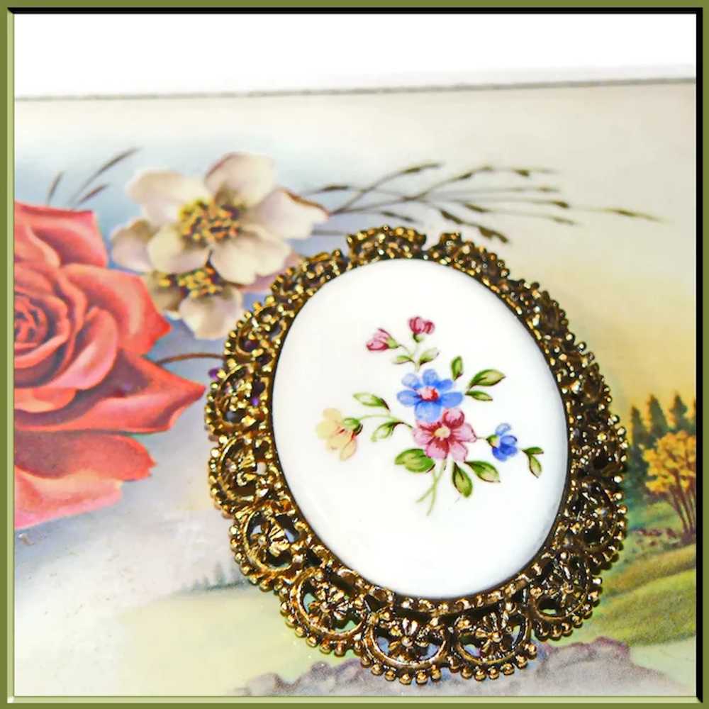Porcelain Mid-Century Brooch Painted Flowers with… - image 4
