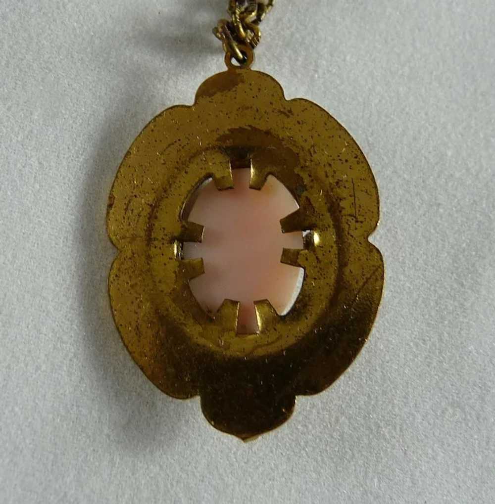 Vintage Shell Cameo Pendant in Brass Setting - image 3