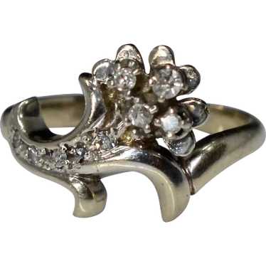 Vintage Retro 14K White Gold Diamond Floral Ring