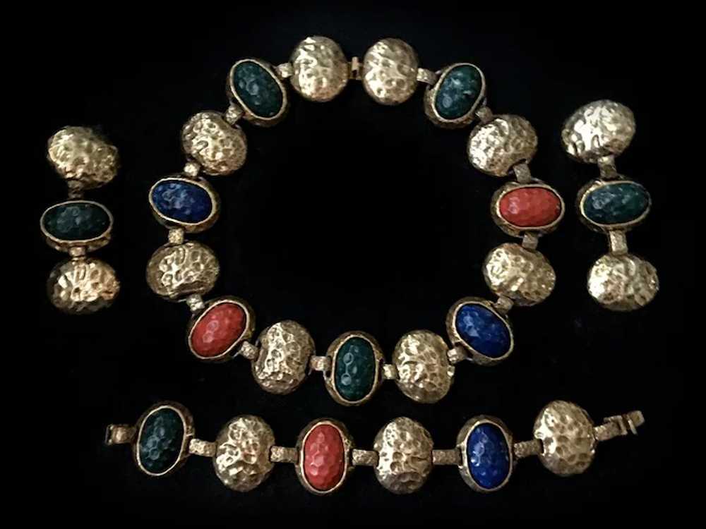 Massive Hammered Disc Parure with Jewel-tone Cabo… - image 3