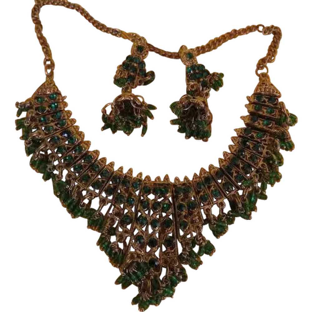 Glorious Green Necklace and Hook Earrings - Free … - image 1