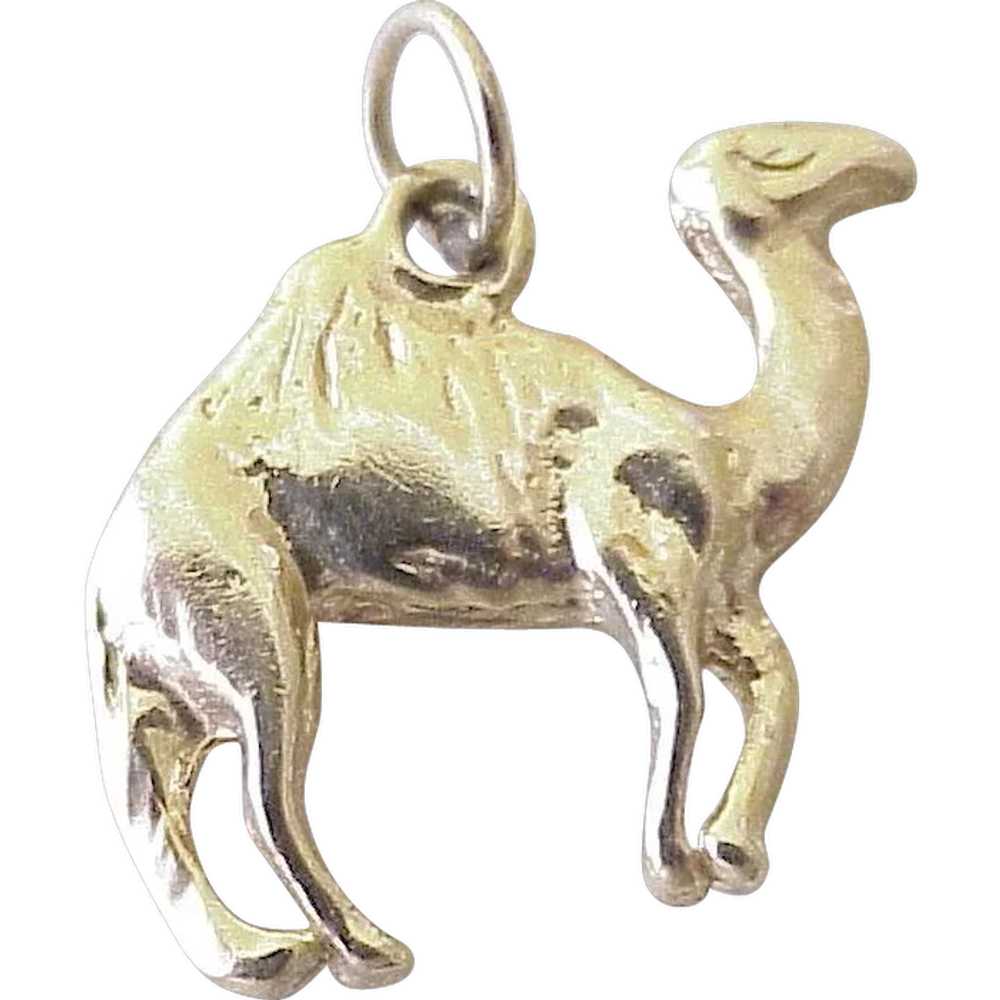 Vintage Camel / Dromedary Charm 14K Gold Three Di… - image 1