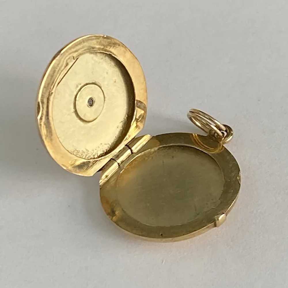 Vintage Round Locket pendant with Diamond Accent - image 2