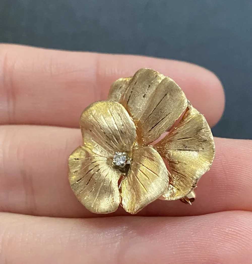 Vintage 14K Gold and Diamond Pansy Flower Pin, Br… - image 3