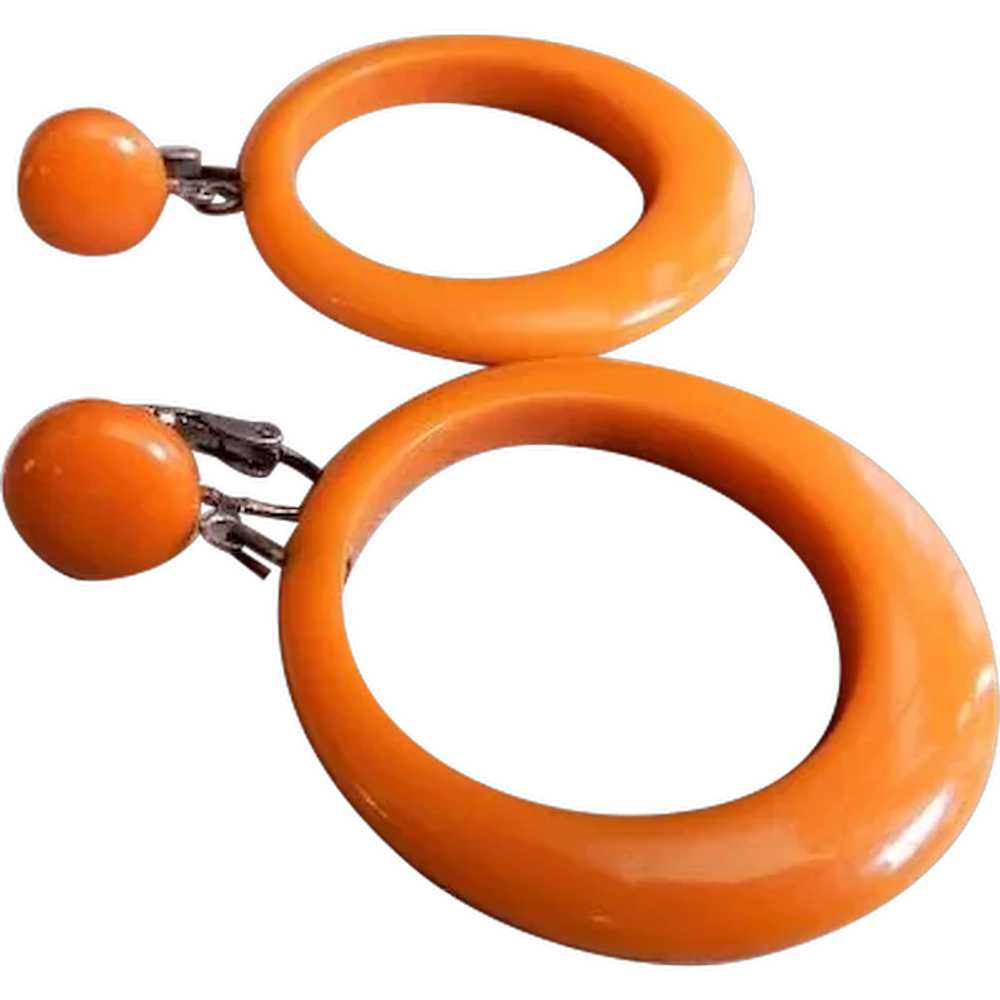 Vintage Butterscotch Bakelite "Dangle Loop" Clip-… - image 1