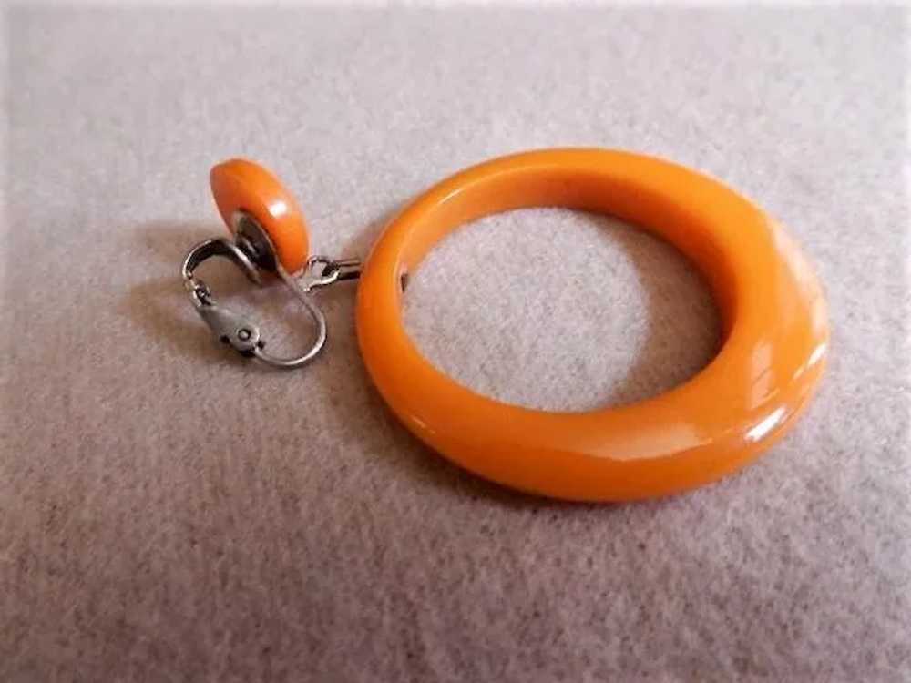 Vintage Butterscotch Bakelite "Dangle Loop" Clip-… - image 3