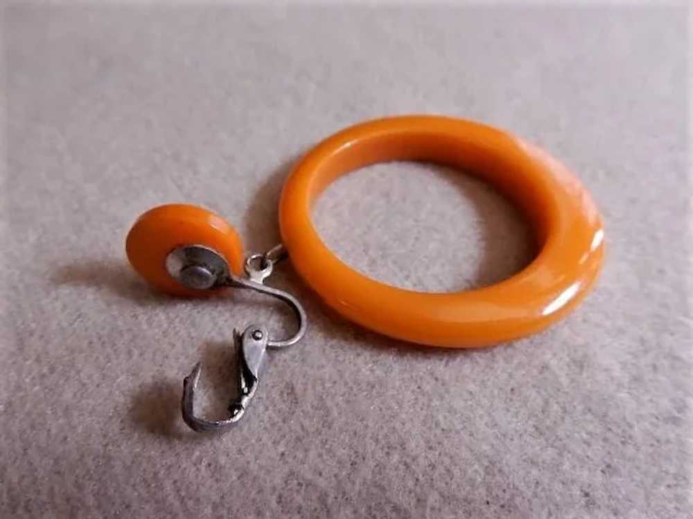 Vintage Butterscotch Bakelite "Dangle Loop" Clip-… - image 4