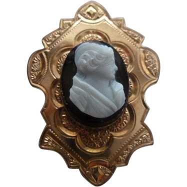 Victorian 1890's Gold Filled Hardstone Cameo Broo… - image 1