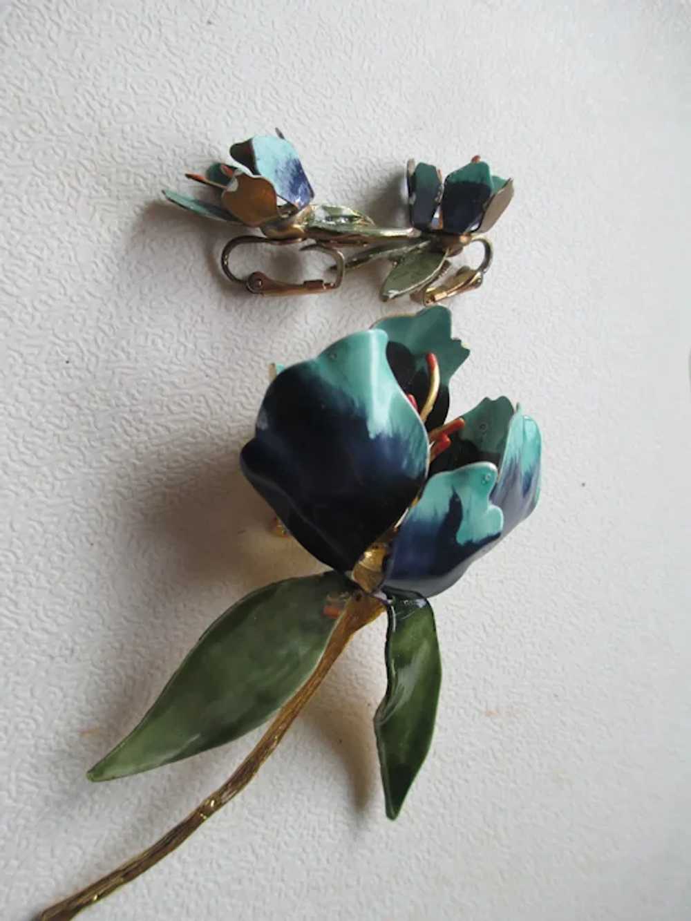 Judy Lee Enamel Orchid Brooch/Earrings - image 2