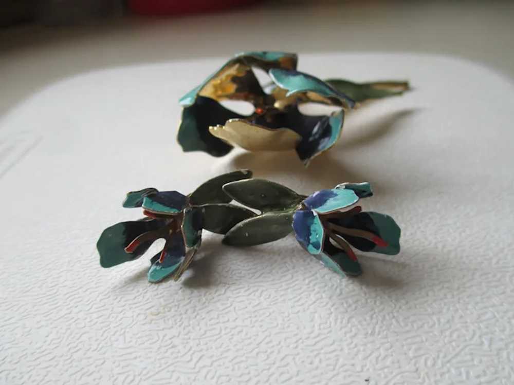 Judy Lee Enamel Orchid Brooch/Earrings - image 3