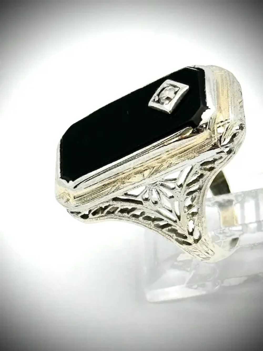 Ladies 18kt Art Deco onyx and diamond filigree ri… - image 2