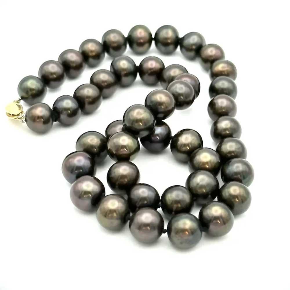 Ladies 14kt Vintage cultured chocolate pearls. - image 3