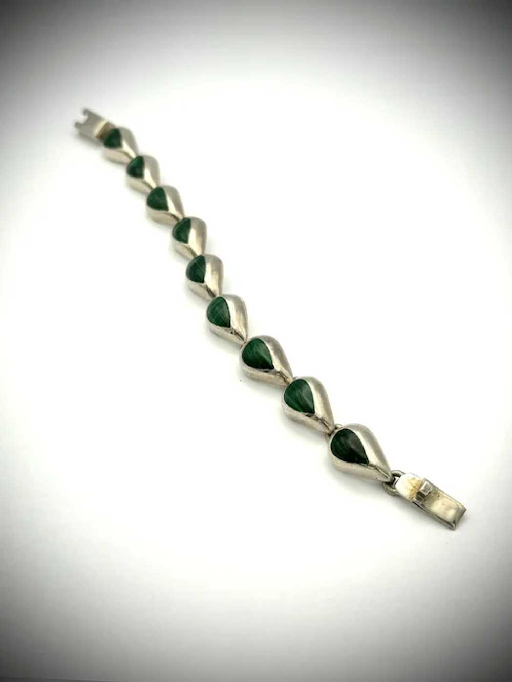 Ladies vintage sterling malachite bracelet. - image 6