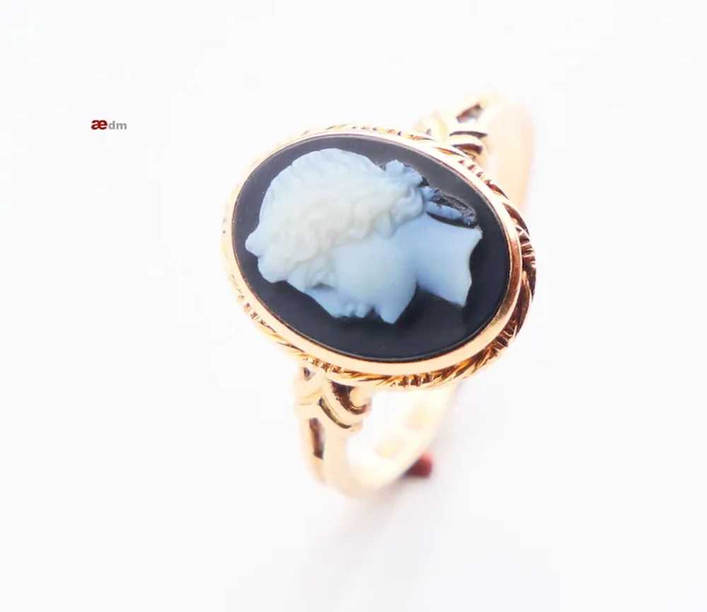 Antique Signet Cameo Ring 5ct Banded Onyx solid 1… - image 3