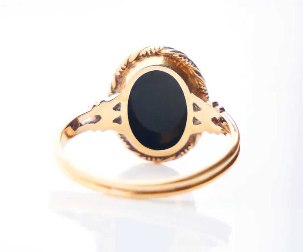 Antique Signet Cameo Ring 5ct Banded Onyx solid 1… - image 7