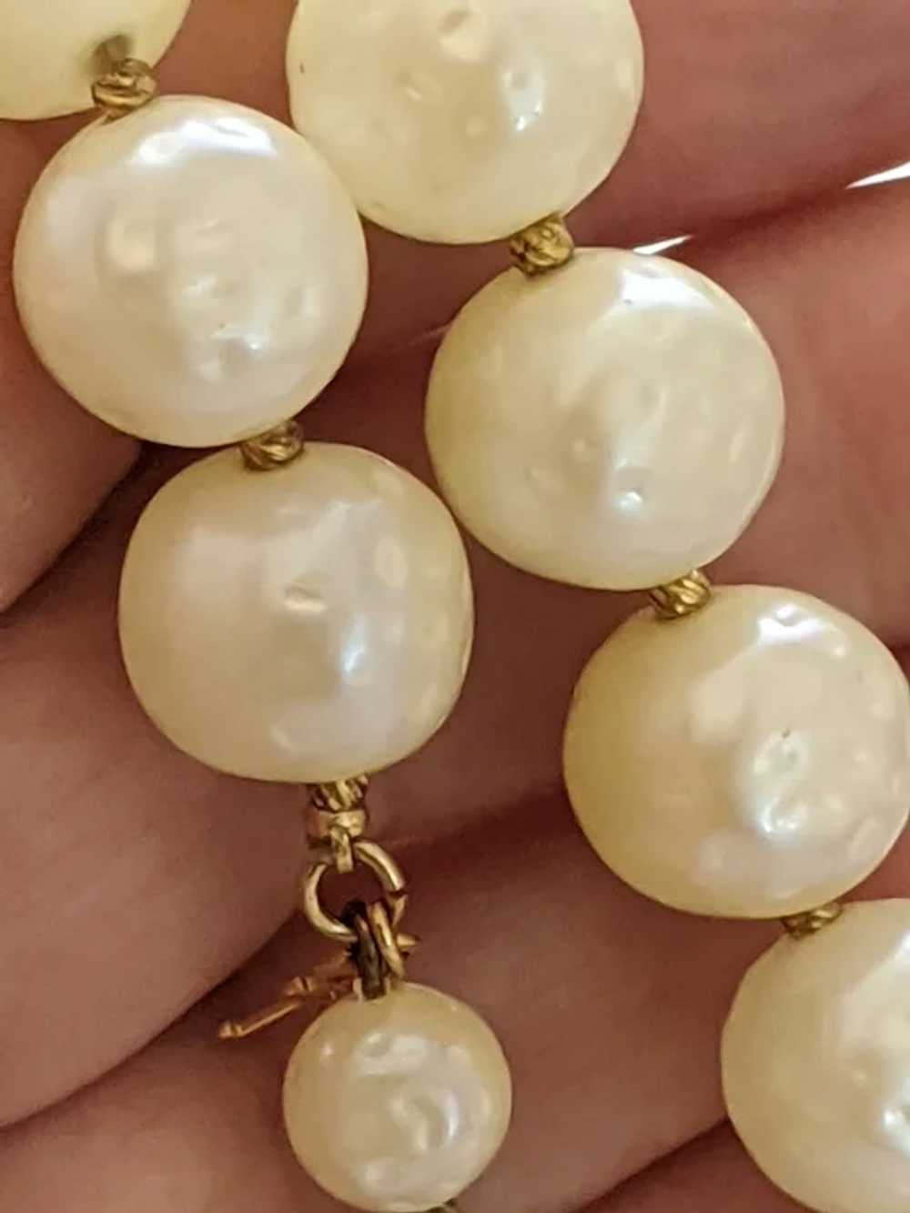 Crown Trifari Short Pearl Choker Necklace - image 5