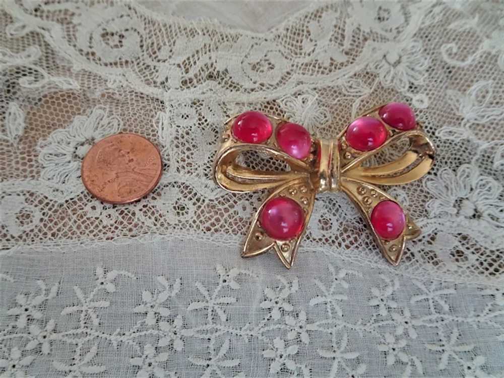 SWEET Vintage Large BOW Brooch,Pink Lucite Moongl… - image 3