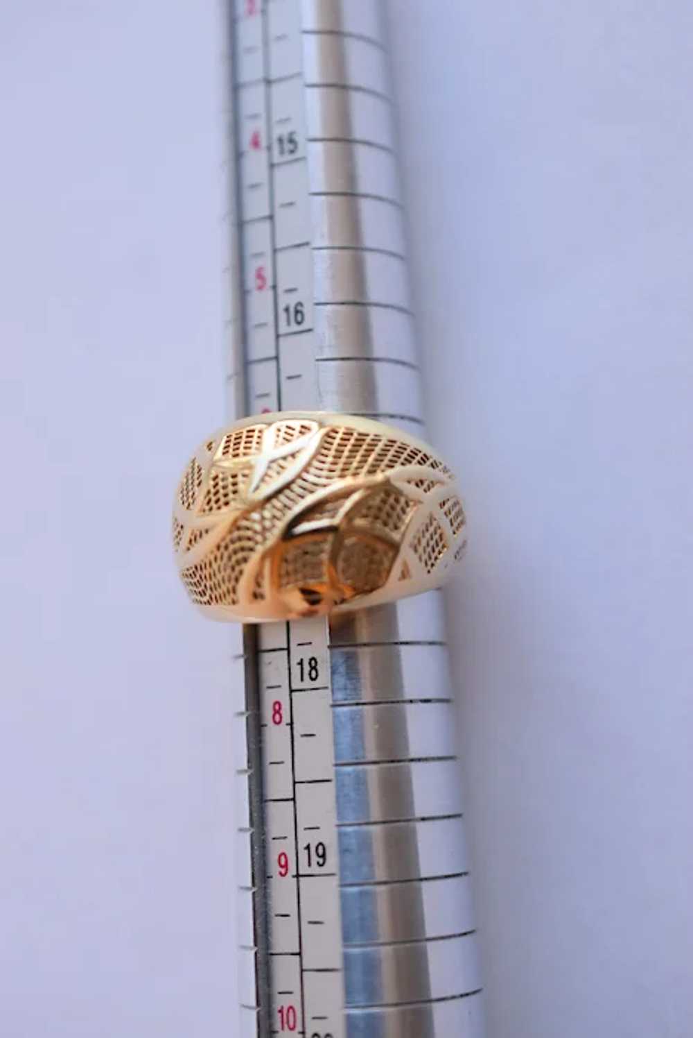 Vintage Italian Dome Ring, 14K Yellow Gold - image 7