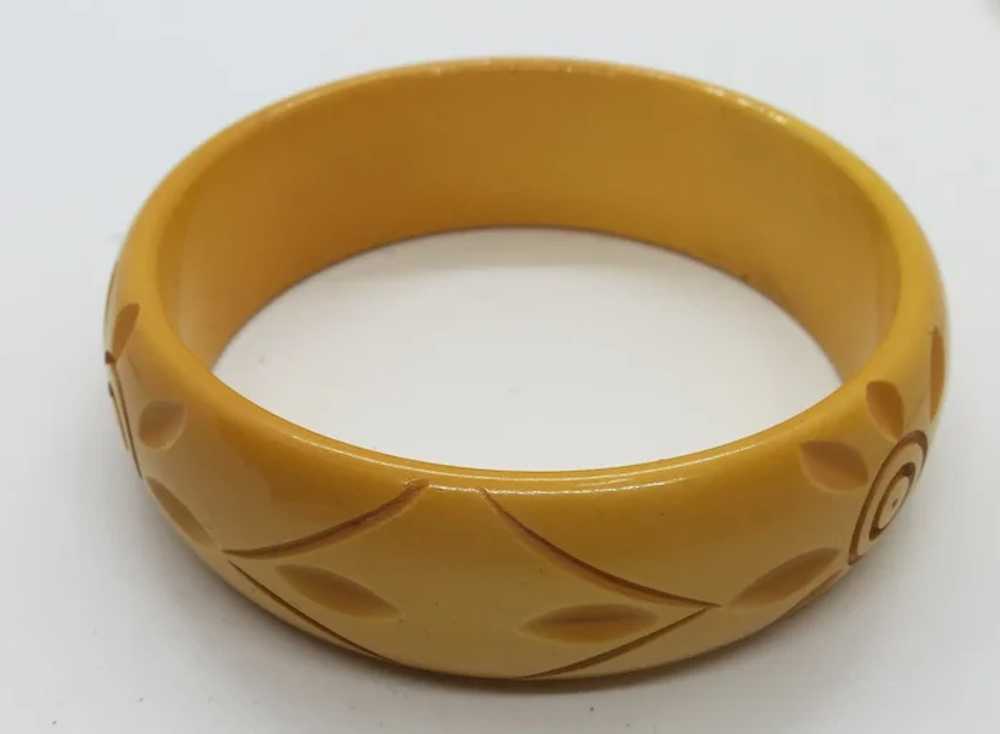 VINTAGE 40'S Bakelite bright Yellow Bracelet - image 4