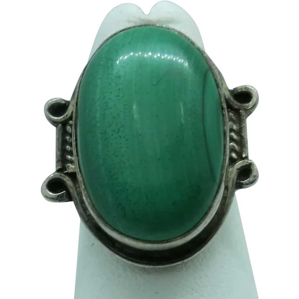 VINTAGE Sterling Malachite Ring  Pretty Green Siz… - image 1