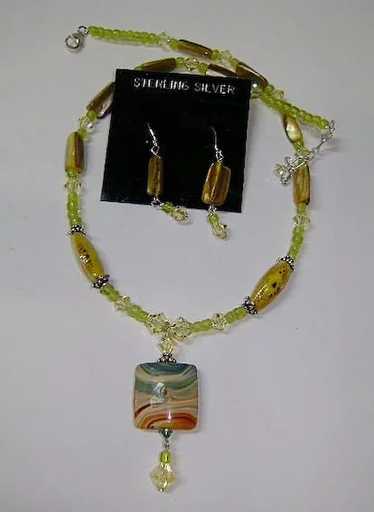 Peridot Peridot Pretty Green Necklace and Earrings