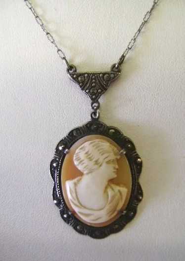 VINTAGE Victorian Shell Cameo With Sterling Chain 