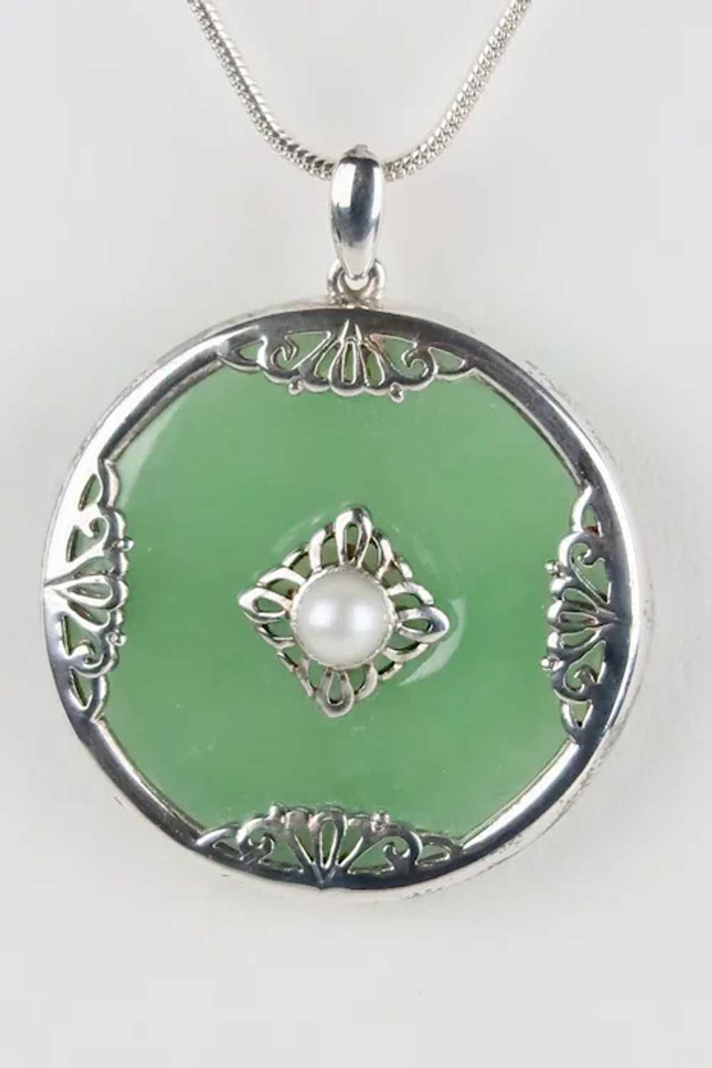 Vintage  Sterling Silver Jade Pearl Pendant - image 4