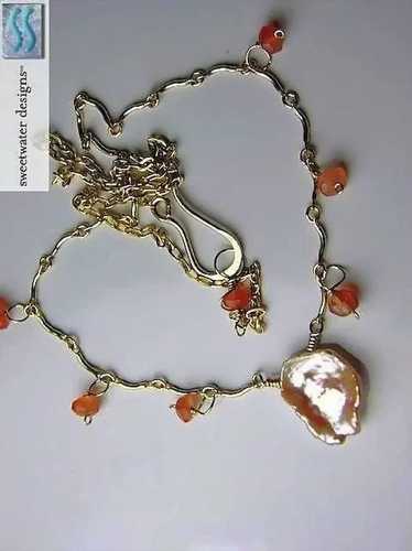Carnelian Keshi scallop necklace freshwater Petal 