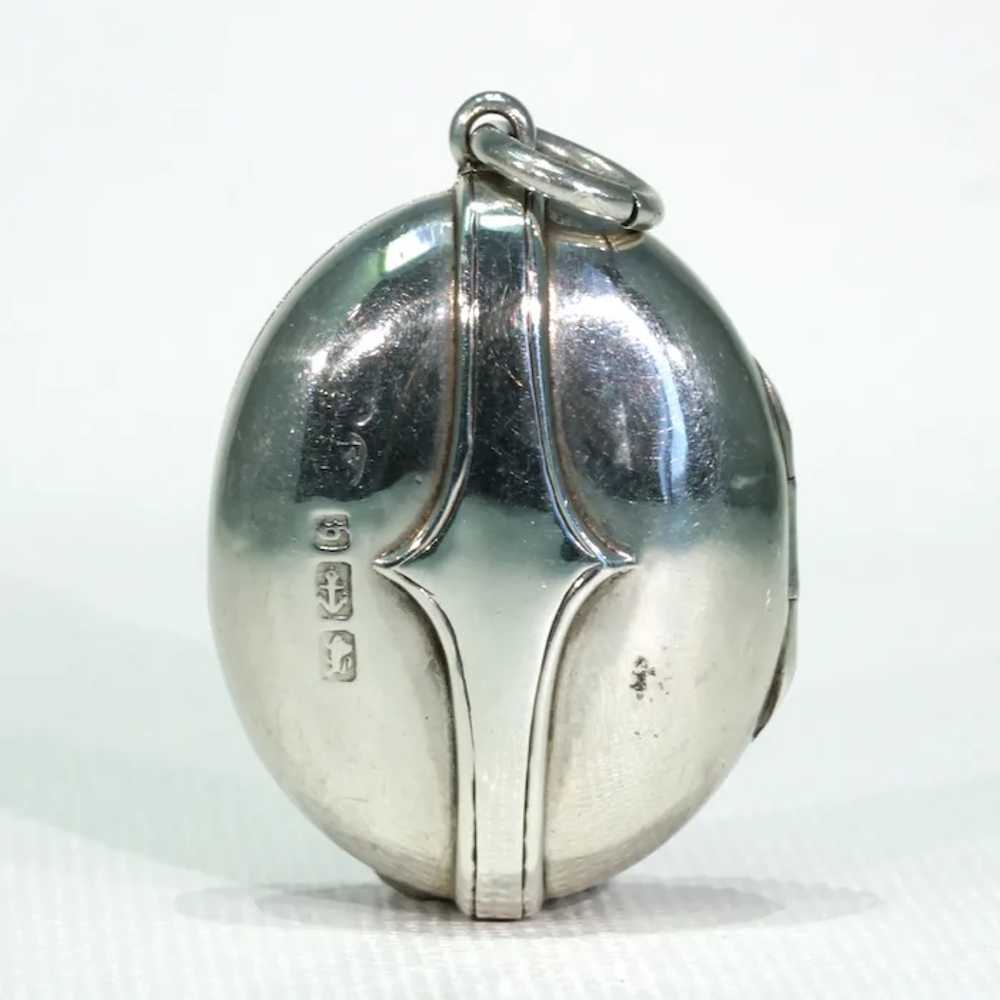 Perfect Victorian Silver Locket - image 3