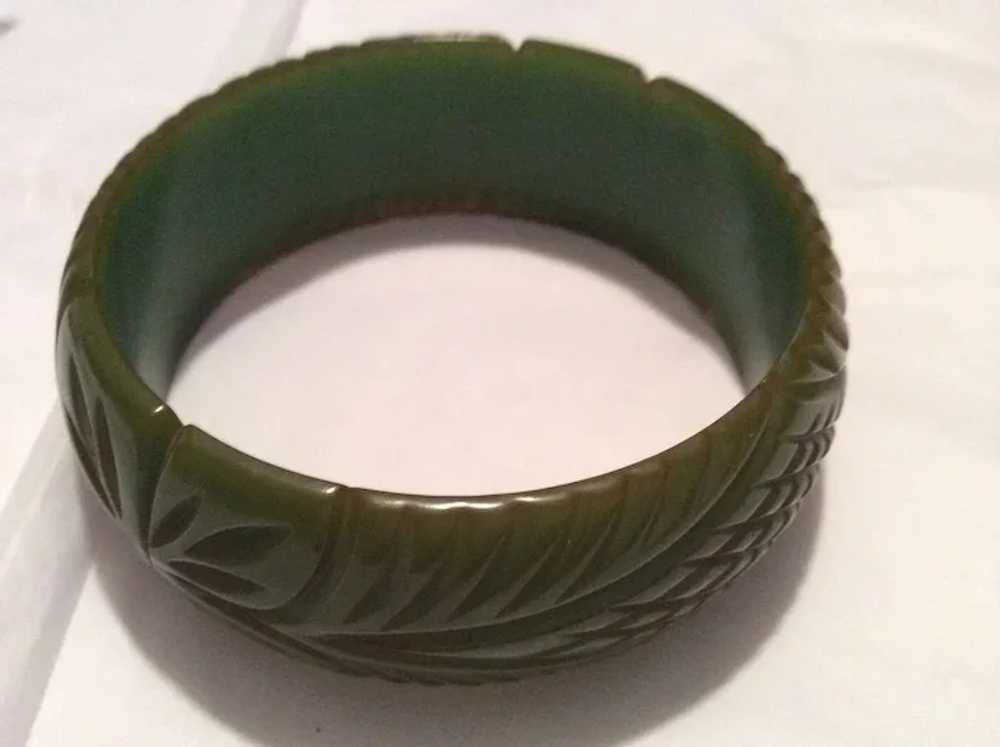 Carved Green Bakelite Bangle - image 5