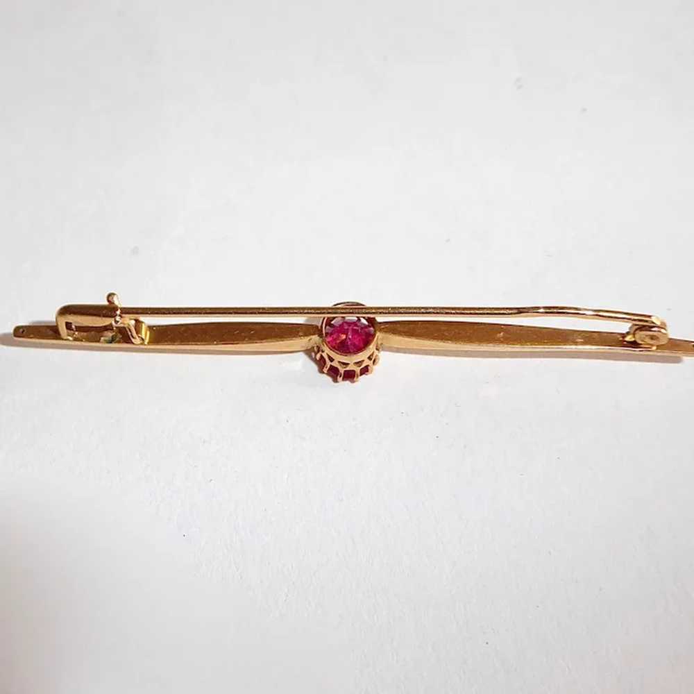 Art Deco 18k Bar Pin w Faceted Spinel - image 6