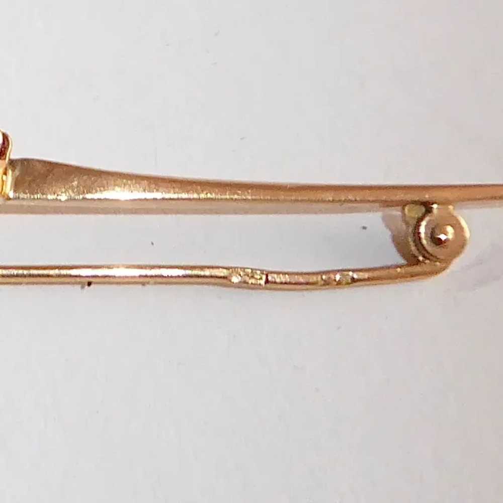 Art Deco 18k Bar Pin w Faceted Spinel - image 9