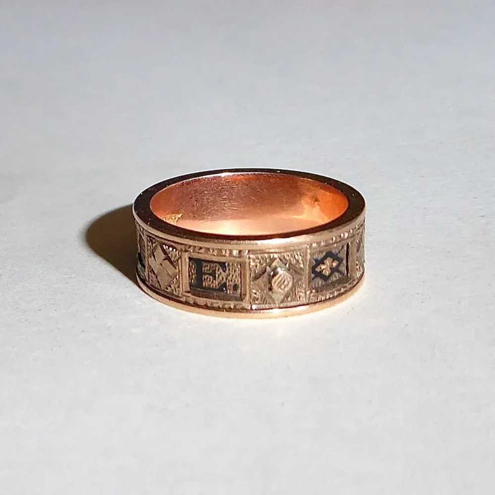 15k Rose Gold Memorial Ring Engraved Enamel 'SADI… - image 5