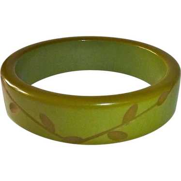 Bakelite Olive Green Carved Bangle Bracelet