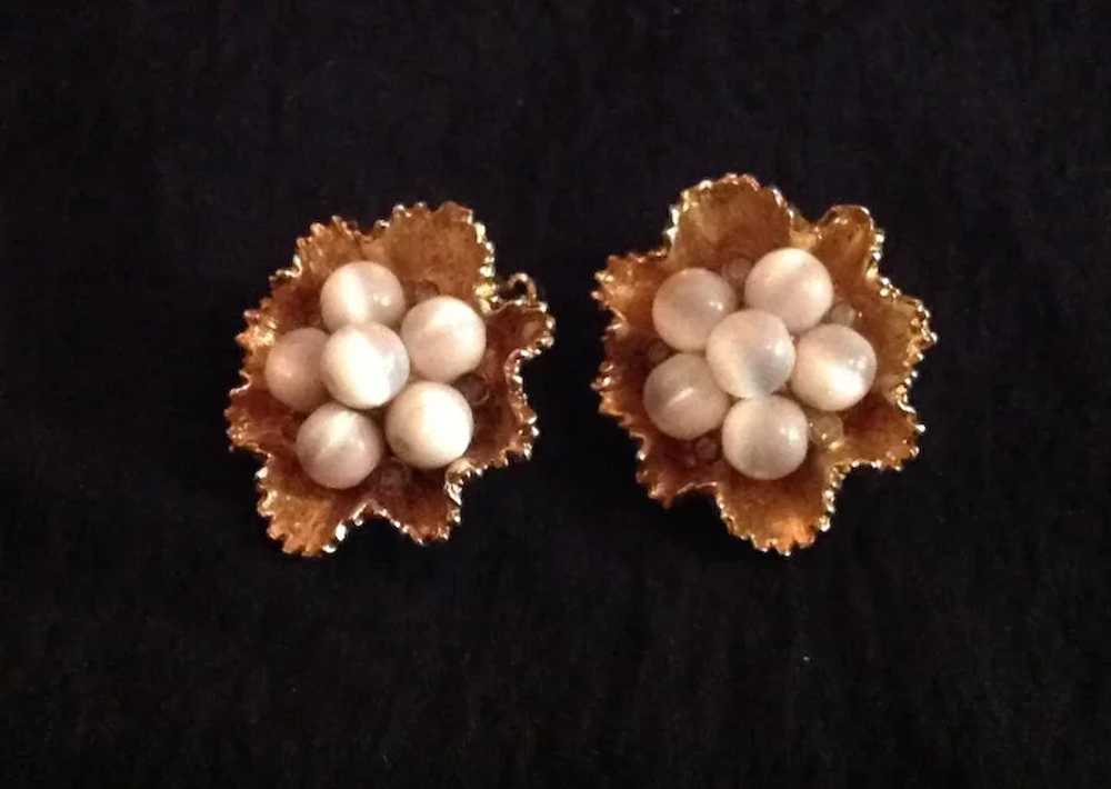 Frilled bead cluster earrings signed ART - image 2