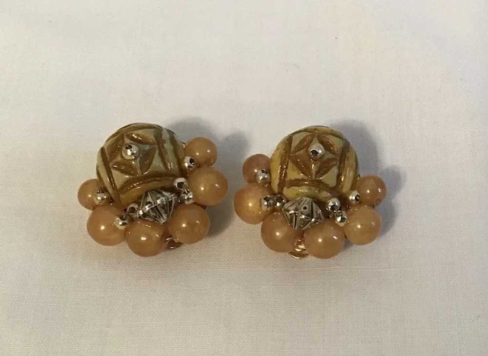 Hong Kong Bead Cluster Clip Earrings - image 2