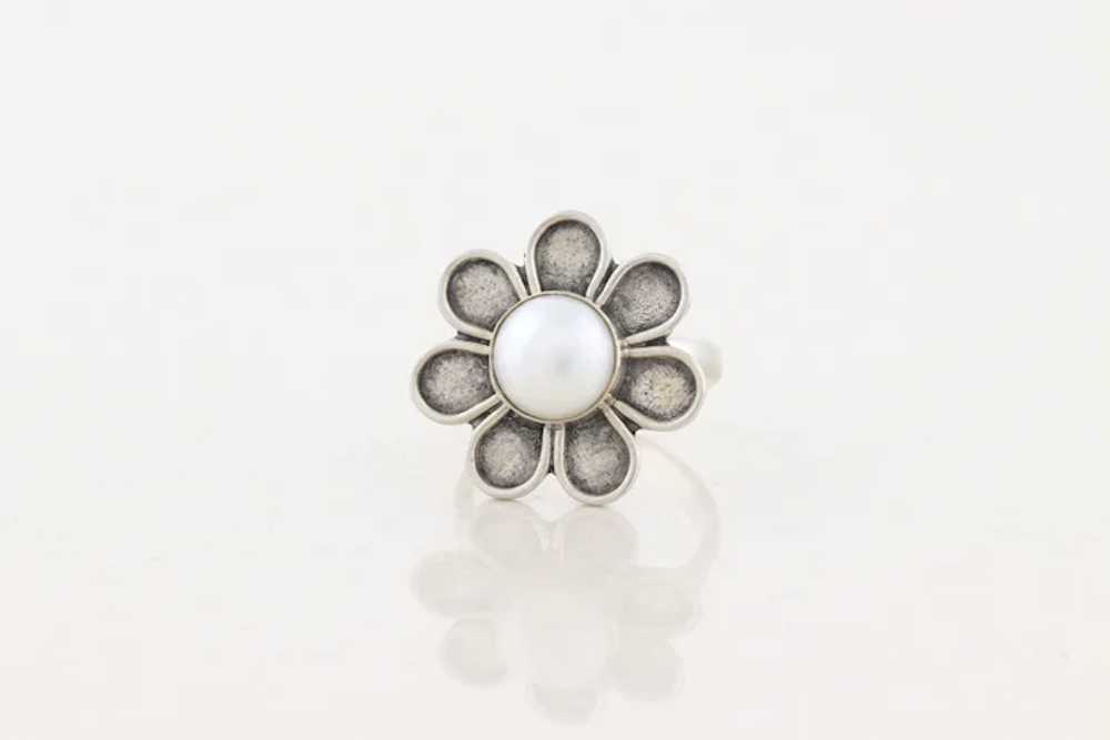 Sterling Silver Cultured Pearl Flower Ring size 6… - image 5