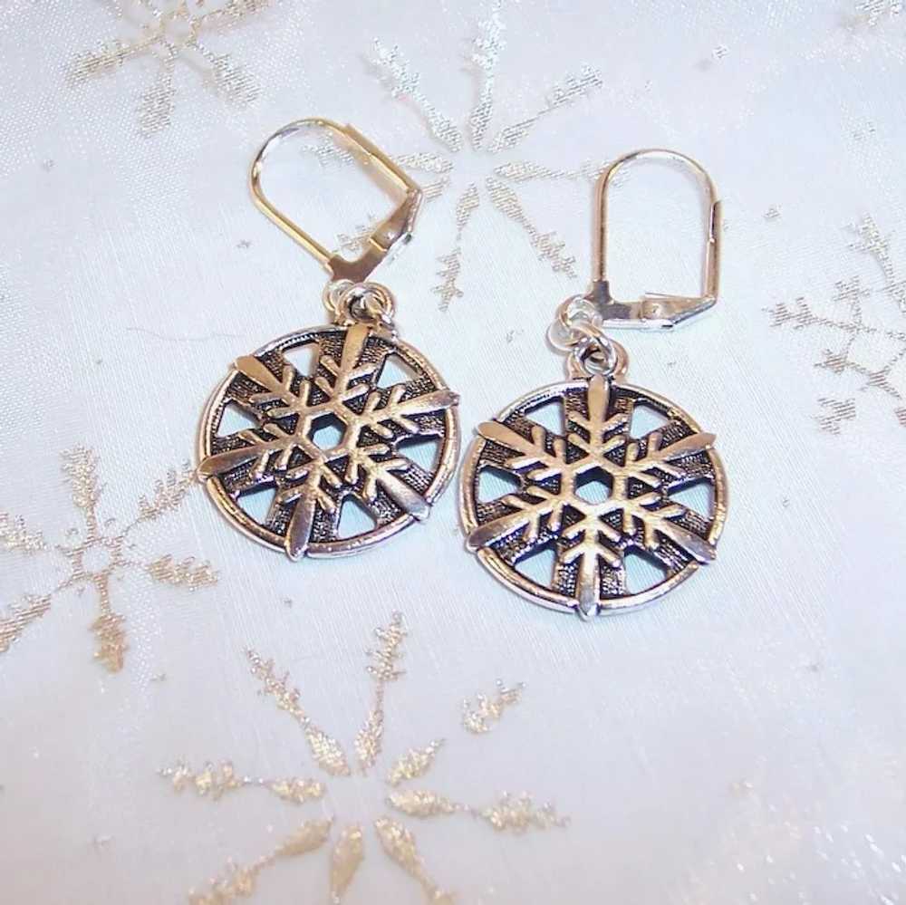 Silver-Plated Snow Flake Lever Backed Earrings - image 2