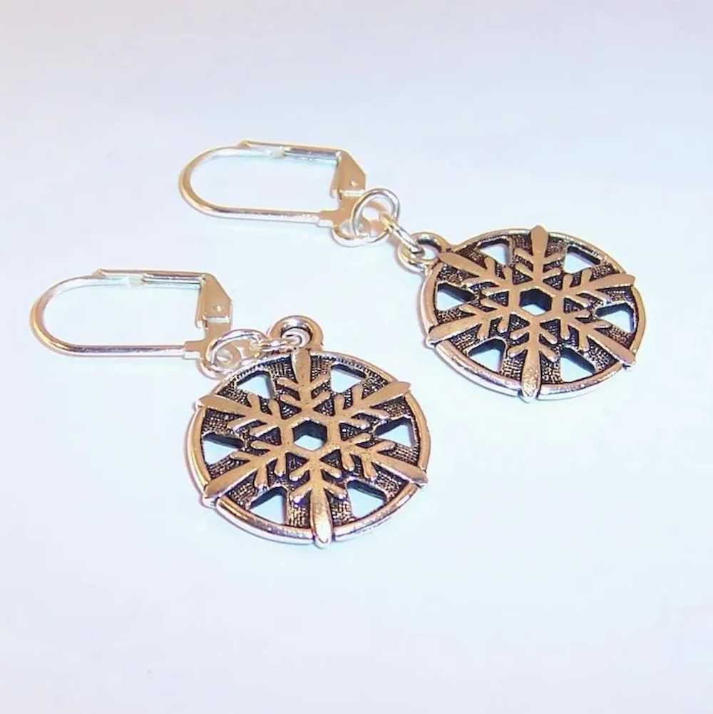 Silver-Plated Snow Flake Lever Backed Earrings - image 3