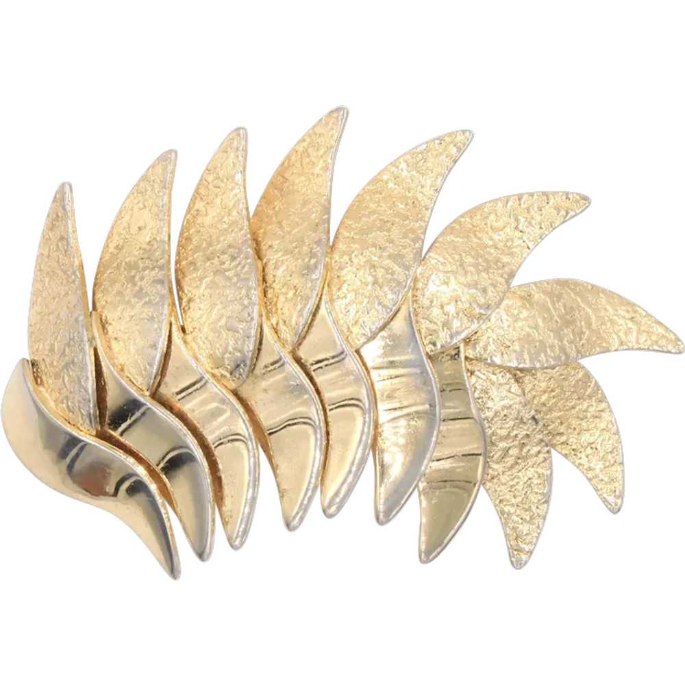 Brooch Pin Two Tone Textured Gold Plated Large Fe… - image 1