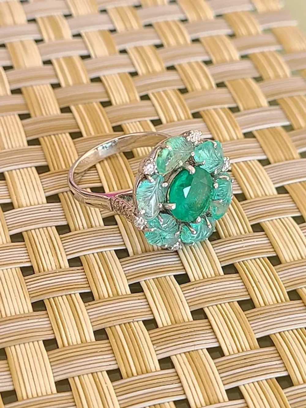 Natural Emerald Ring Set in 18 Karat Gold with Di… - image 4