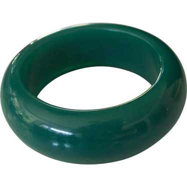 Chunky & Wide Green Lucite Plastic Bangle Bracelet - image 1