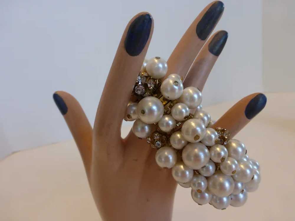 Vintage Cha Cha Expansion Bracelet w Faux Pearls,… - image 3