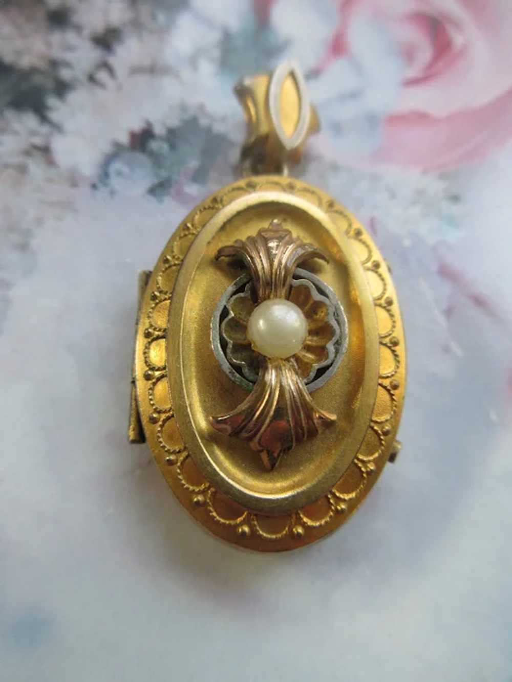 Antique Victorian Etruscan Revival Picture Locket… - image 6